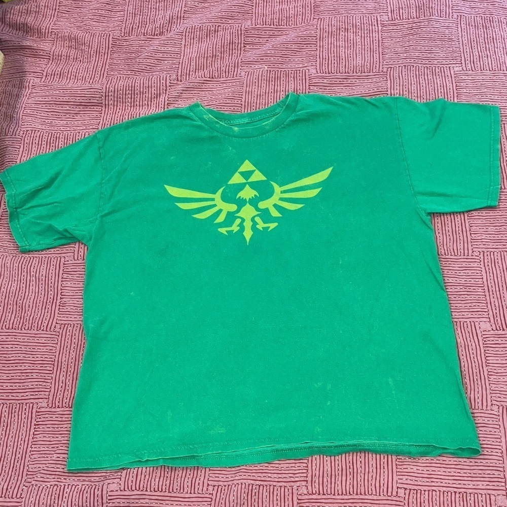 Zelda faded look men’s XL green yellow tshirt